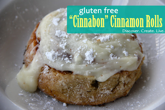 "Cinnabon" Cinnamon Rolls